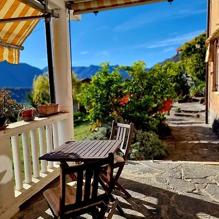 Semesterbostad Casa Melina 2 Tremezzo